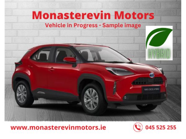 Toyota Yaris Cross Hatchback, Petrol Hybrid, 2025, Red
