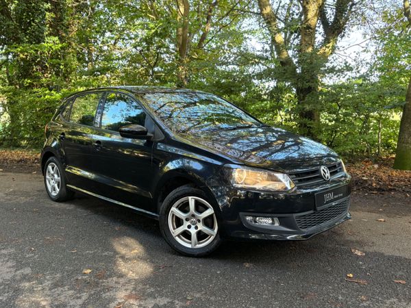 Volkswagen Polo Hatchback, Petrol, 2011, Black