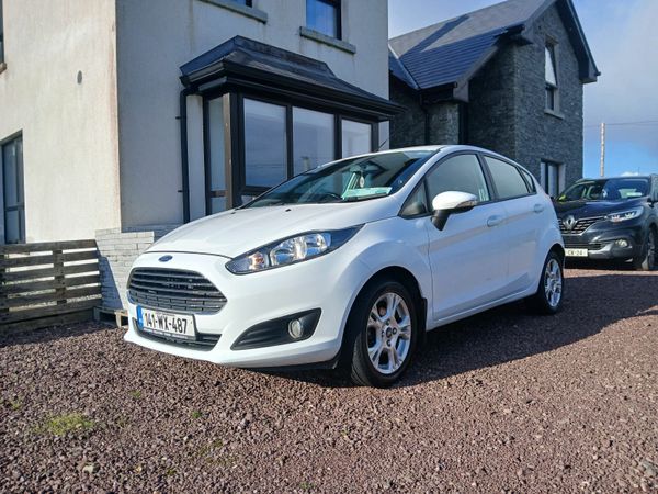 Ford Fiesta Hatchback, Diesel, 2014, White