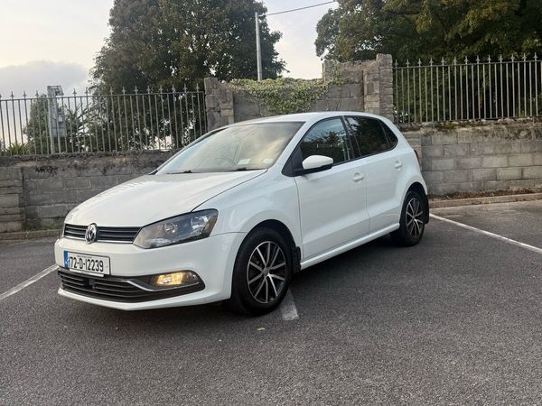 Volkswagen Polo Hatchback, Petrol, 2017, White