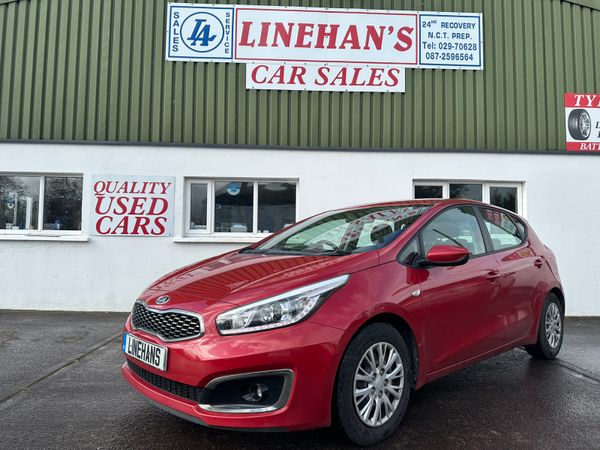 Kia Ceed Hatchback, Diesel, 2018, Red