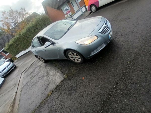 Opel Insignia Saloon, Diesel, 2011, Silver