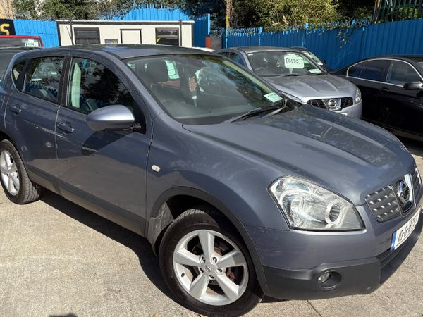 Nissan Qashqai Hatchback, Diesel, 2010, Grey