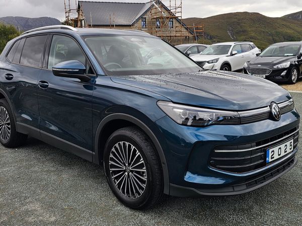 Volkswagen Tiguan SUV, Petrol Hybrid, 2025, Blue