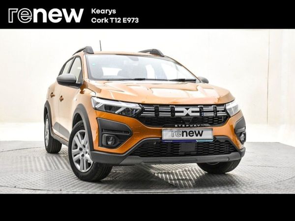 Dacia Sandero Stepway Crossover, Petrol, 2022, Orange