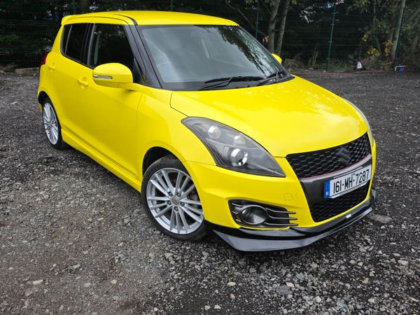 Suzuki Swift Hatchback, Petrol, 2016, Yellow