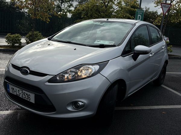 Ford Fiesta Hatchback, Diesel, 2011, Silver