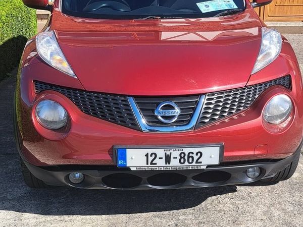 Nissan Juke SUV, Petrol, 2012, Red