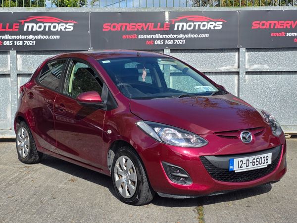 Mazda Demio MPV, Petrol, 2012, Red