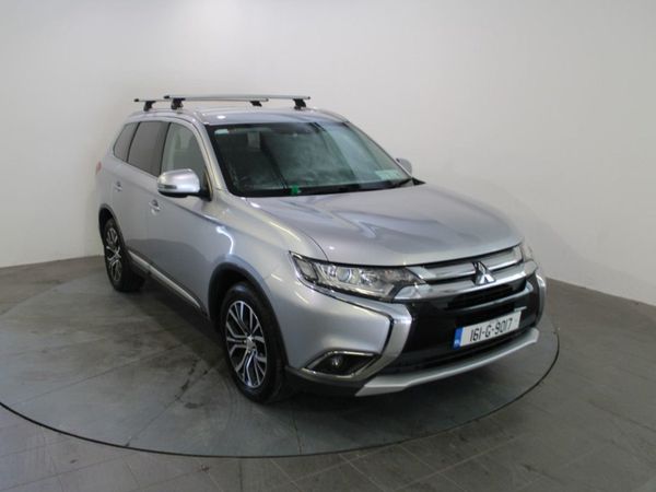 Mitsubishi Outlander SUV, Diesel, 2016, Silver