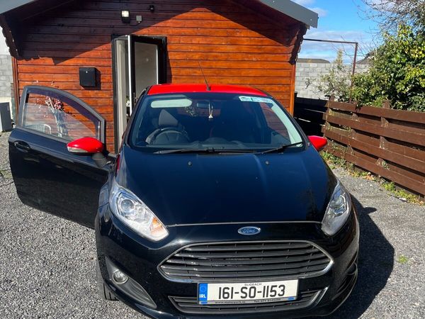 Ford Fiesta Hatchback, Petrol, 2016, Black