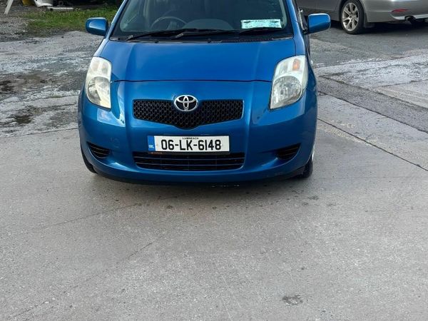 Toyota Yaris Hatchback, Petrol, 2006, Blue