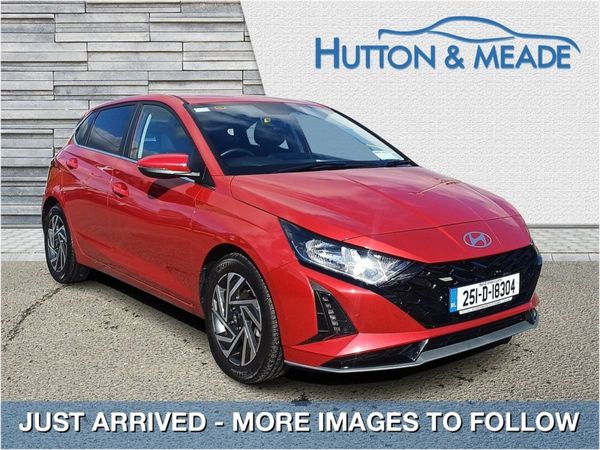 Hyundai i20 Hatchback, Petrol, 2025, Red
