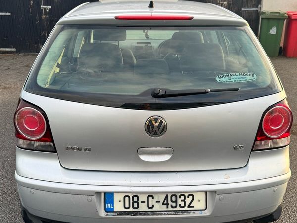 Volkswagen Polo Hatchback, Petrol, 2008, Silver