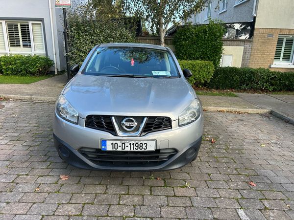 Nissan Qashqai Hatchback, Diesel, 2010, Silver