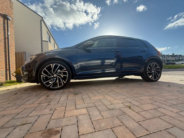 Volkswagen Golf Hatchback, Petrol, 2013, Blue
