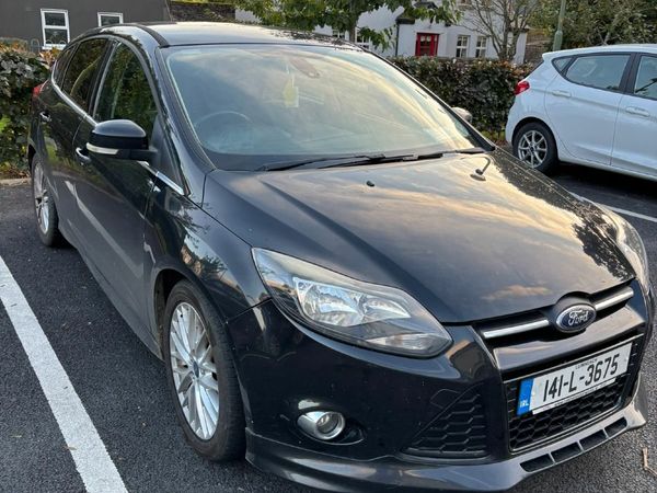 Ford Focus Hatchback, Diesel, 2014, Black