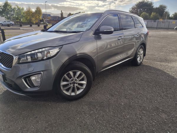 Kia Sorento SUV, Diesel, 2015, Grey