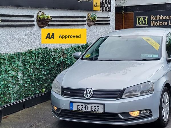 Volkswagen Passat Saloon, Diesel, 2013, Silver