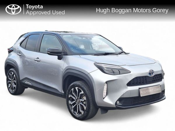 Toyota Yaris Cross Hatchback, Petrol Hybrid, 2025, Silver