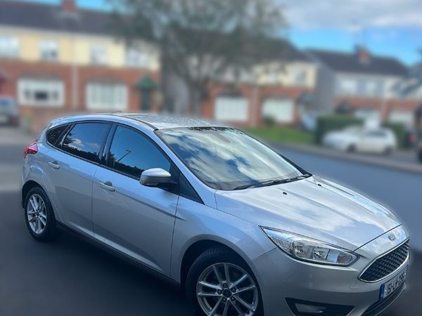 Ford Focus Hatchback, Diesel, 2015, Silver
