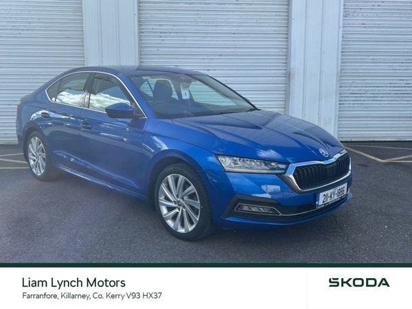 Skoda Octavia Saloon, Petrol, 2021, Blue