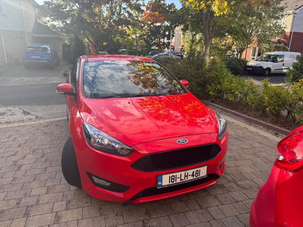 Ford Focus Hatchback, Diesel, 2018, Red