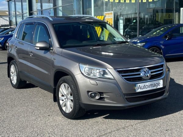 Volkswagen Tiguan SUV, Diesel, 2011, Grey