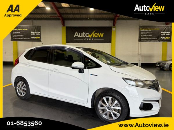 Honda Fit Hatchback, Petrol Hybrid, 2019, White