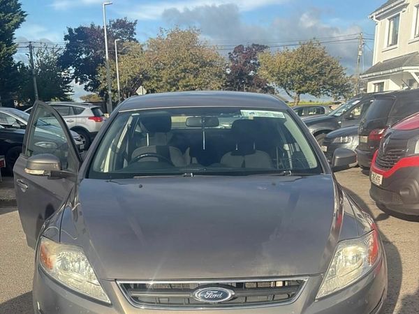 Ford Mondeo Saloon, Diesel, 2012, Brown