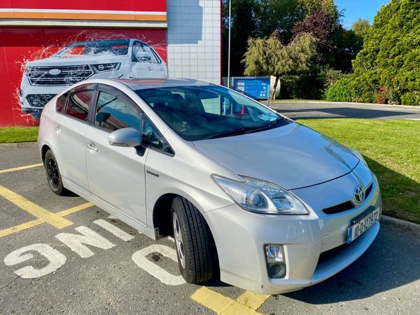 Toyota Prius Hatchback, Petrol Hybrid, 2010, Silver