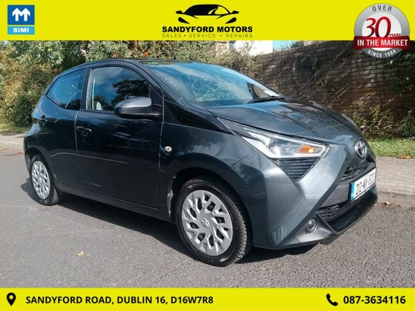 Toyota Aygo Hatchback, Petrol, 2021, Grey
