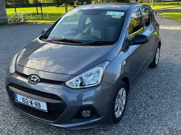 Hyundai i10 Hatchback, Petrol, 2016, Grey