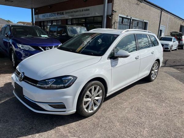 Volkswagen Golf Estate, Petrol, 2018, White