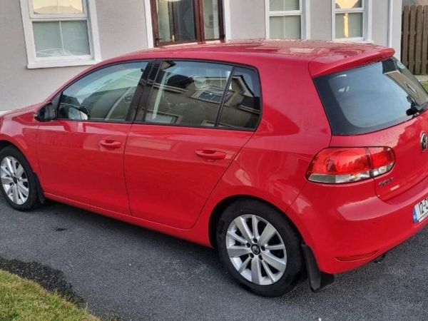 Volkswagen Golf Hatchback, Diesel, 2012, Red