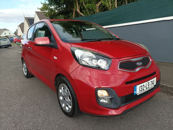 Kia Picanto Hatchback, Petrol, 2013, Red