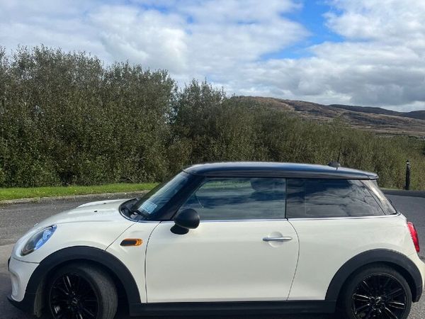 Mini One Hatchback, Diesel, 2014, White