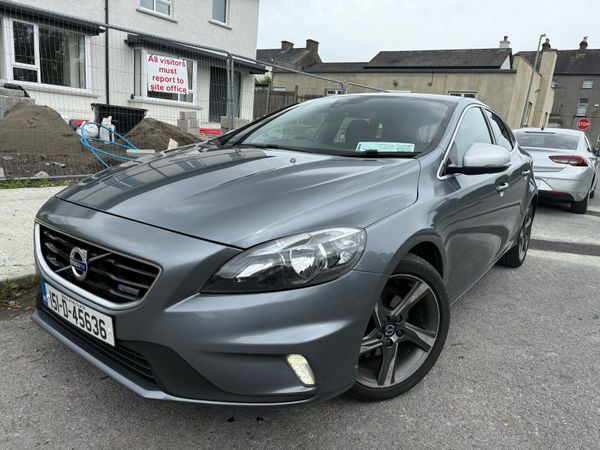 Volvo V40 Hatchback, Diesel, 2015, Grey