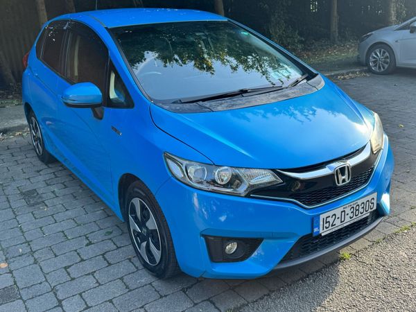 Honda Fit Hatchback, Petrol Hybrid, 2015, Blue