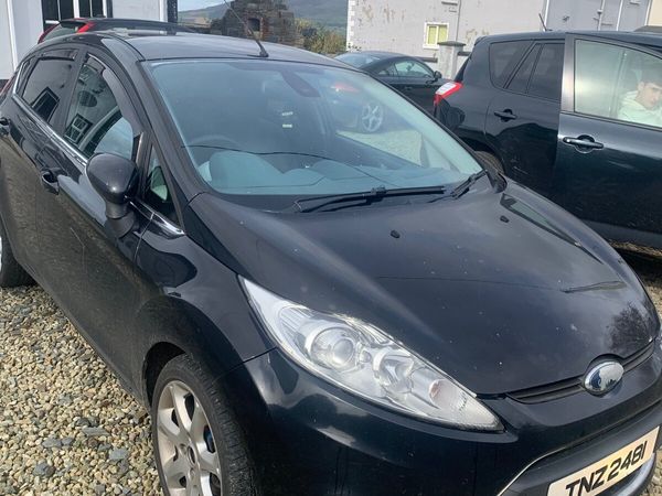 Ford Fiesta Hatchback, Petrol, 2009, Black