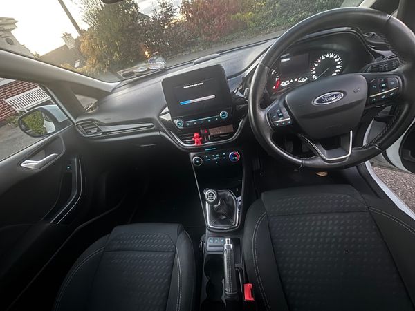 Ford Fiesta Hatchback, Diesel, 2018, White