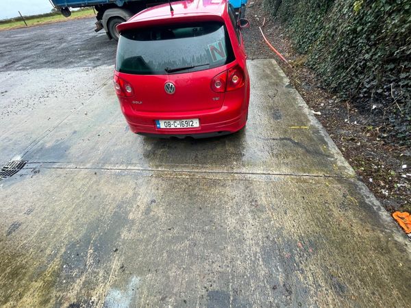 Volkswagen Golf Hatchback, Petrol, 2008, Red