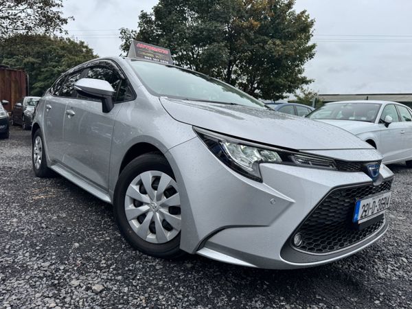 Toyota Corolla Estate, Petrol Hybrid, 2022, Silver