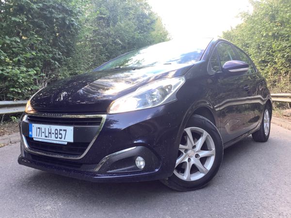 Peugeot 208 Hatchback, Petrol, 2017, Blue