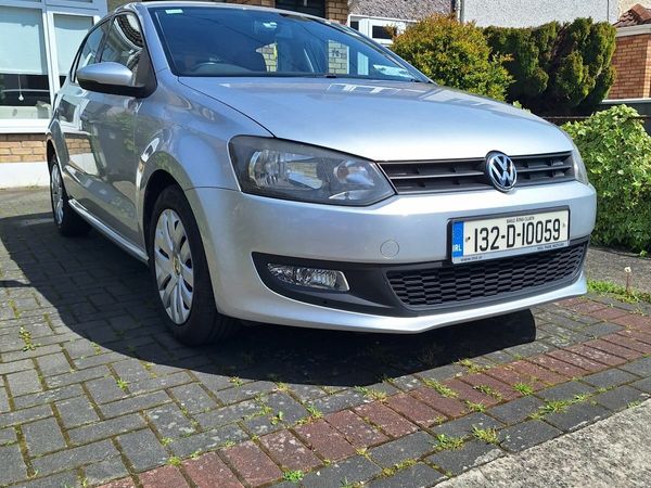Volkswagen Polo Hatchback, Petrol, 2013, Silver