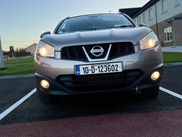 Nissan Qashqai Hatchback, Diesel, 2010, Beige