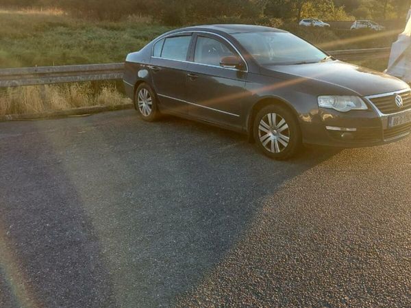 Volkswagen Passat Saloon, Diesel, 2008, Blue