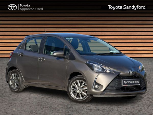 Toyota Yaris Hatchback, Petrol, 2019, Bronze