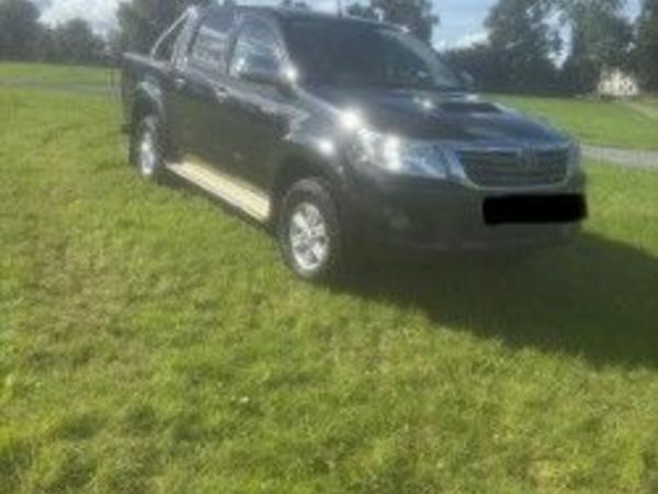Toyota Hilux Crew Cab, Diesel, 2012, Black