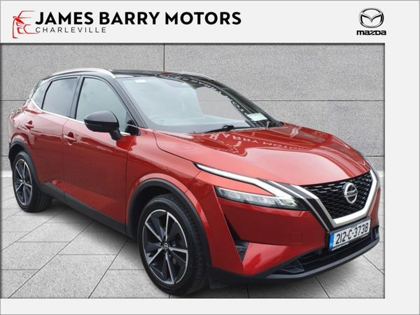 Nissan Qashqai SUV, Petrol, 2021, Red